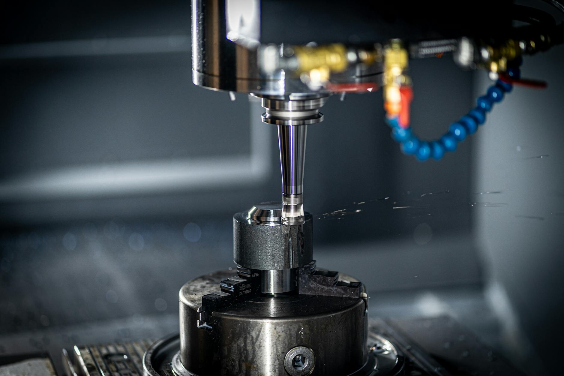 CNC-Fräsbearbeitung — Präzision in Aktion